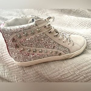 Vintage Havana. Size 7